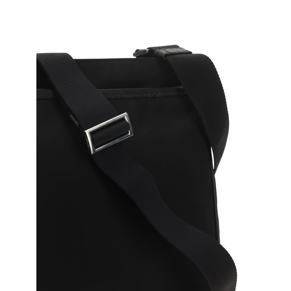 Prada Sac à bandoulière en nylon noir avec sangle réglable