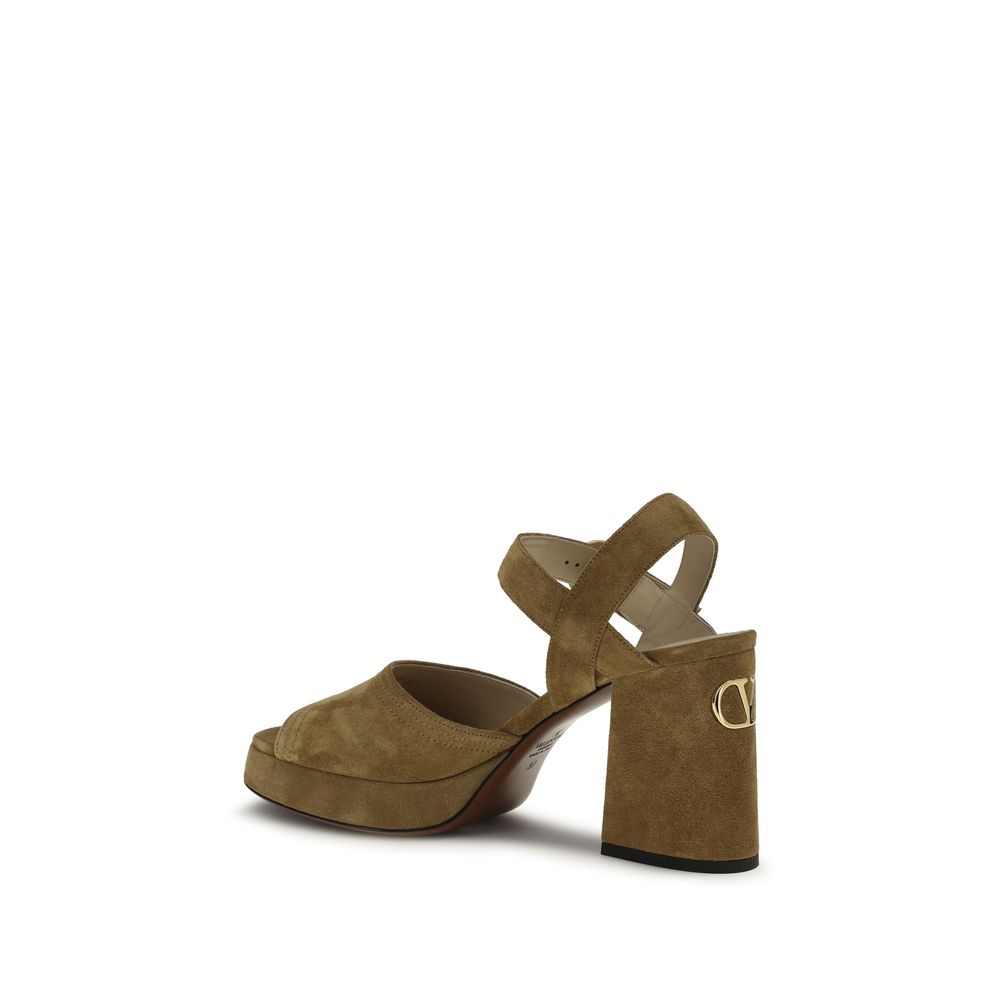 Sandalias de plataforma Valentino Garavani de piel de becerro beige Bos Taurus