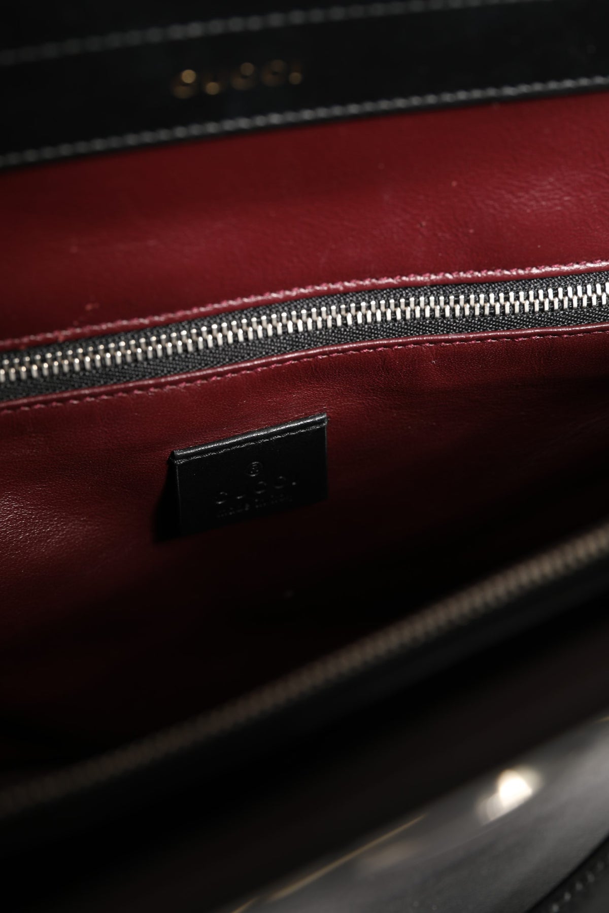Sac à main à anse supérieure Gucci modèle Zumi taille moyenne