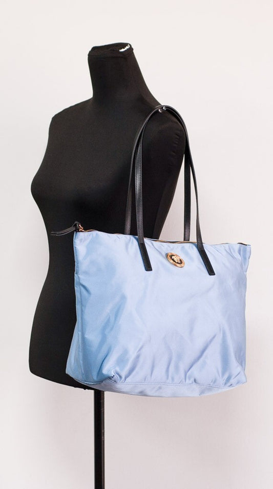 Sac cabas Versace Portuna Medusa Medium en nylon bleu pissenlit et cuir