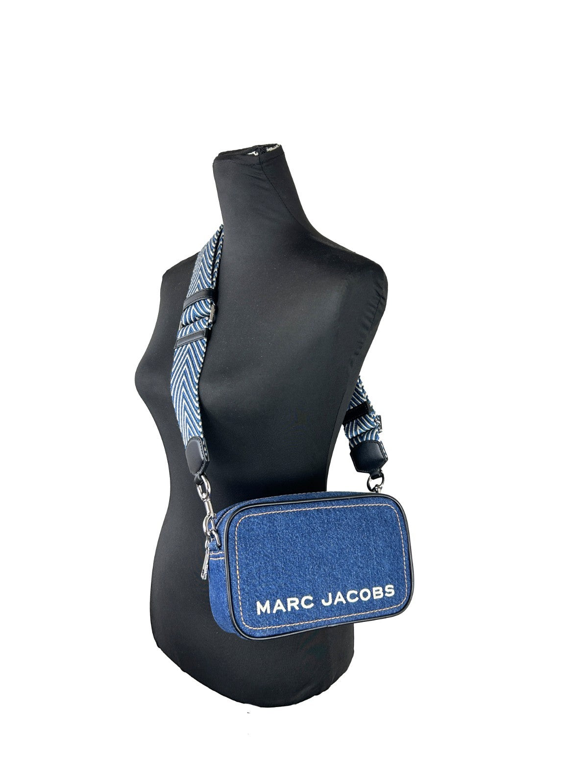 Bolso bandolera de mezclilla con cámara Flash de Marc Jacobs
