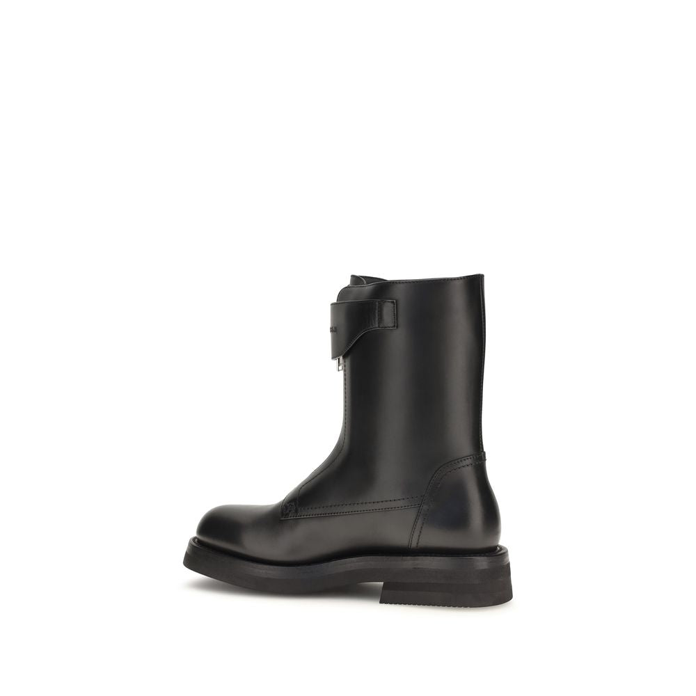 Alexander McQueen Botas Negras De Piel Bos Taurus Con Cordones