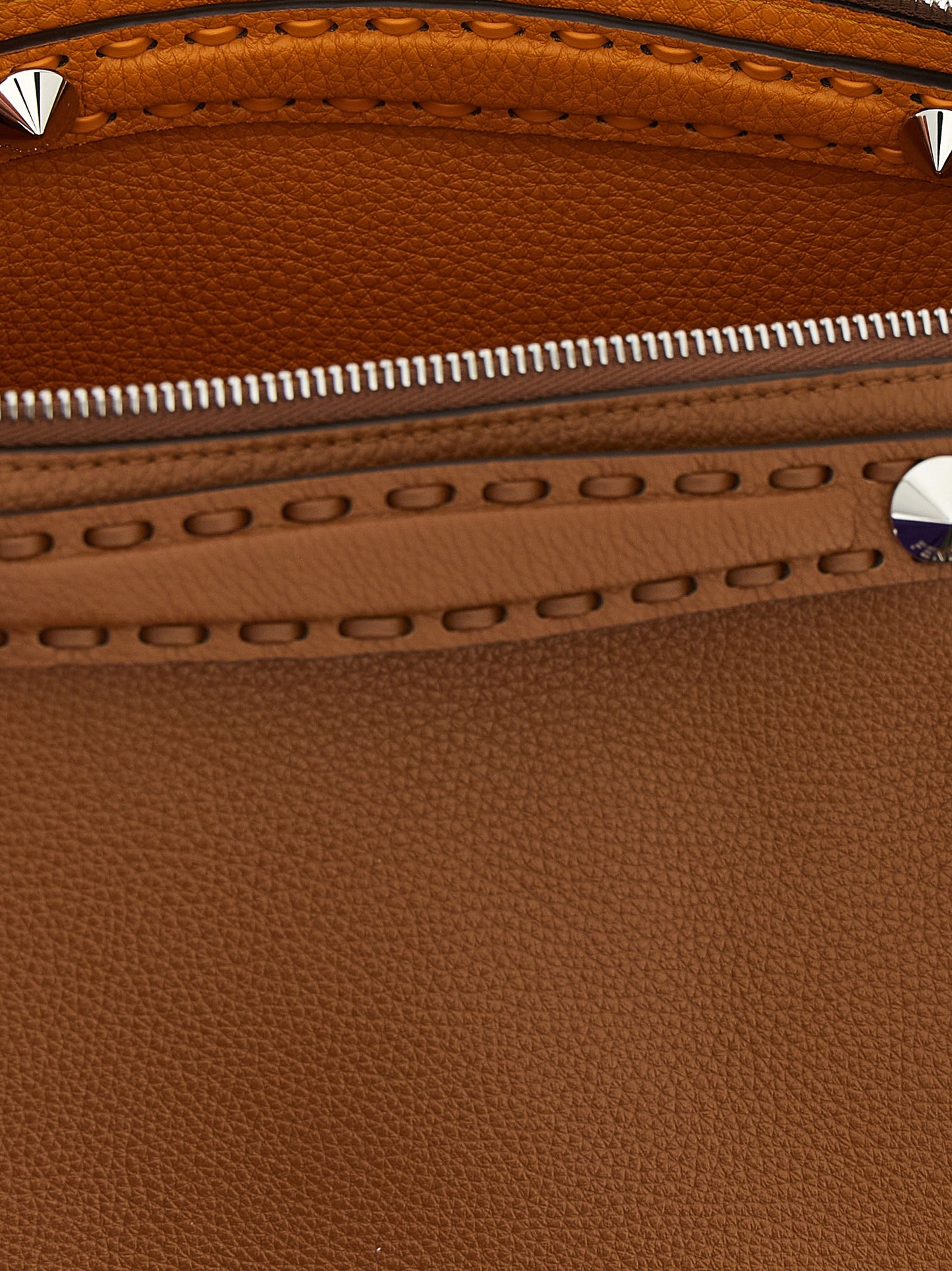 Bolso de piel de becerro marrón Fendi
