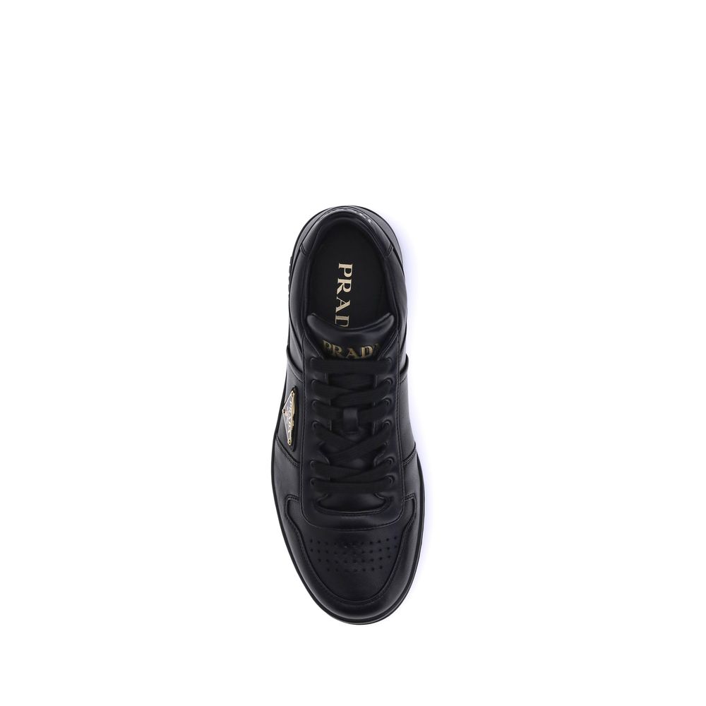 Zapatillas bajas Prada de piel de becerro negra Bos Taurus