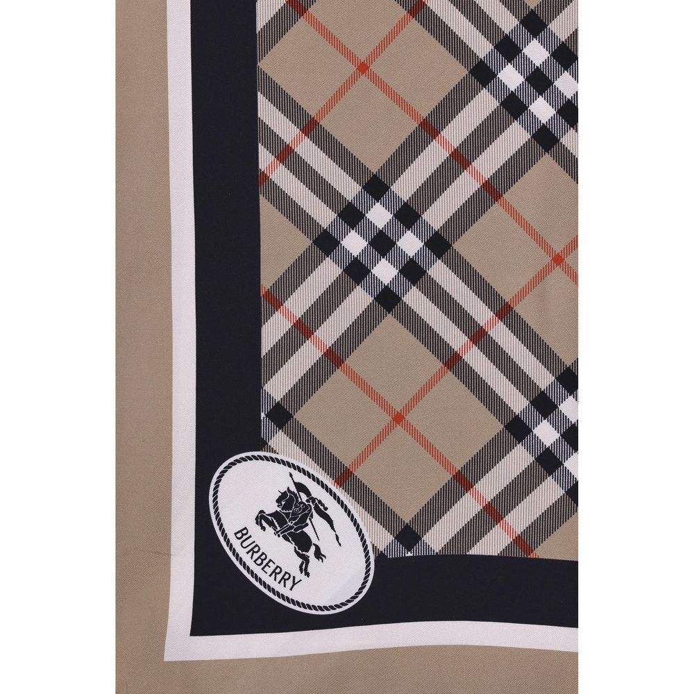 Burberry Pañuelo De Seda En Beige Con Corte Cuadrado