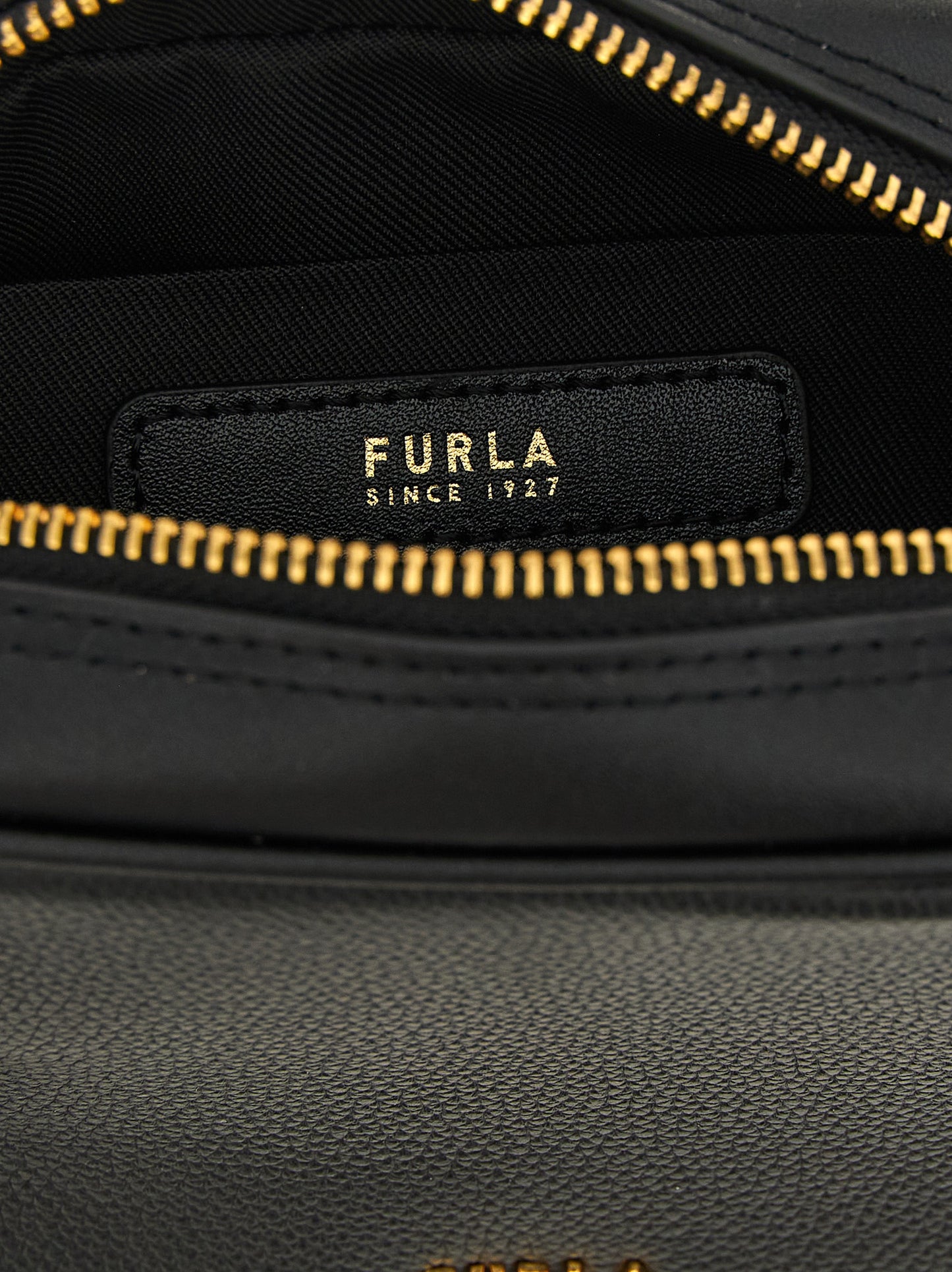 Bolso Furla Negro Cuero De VacunoEdicion Poppy S