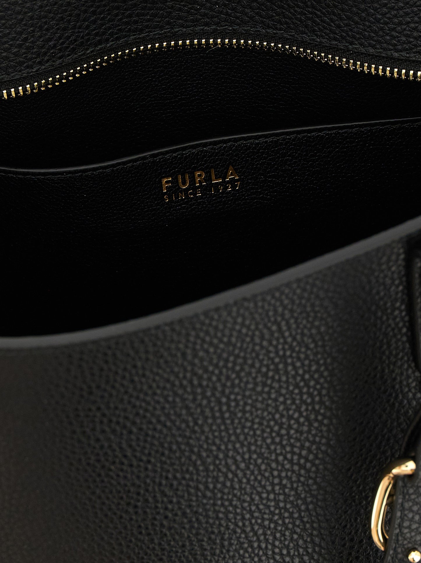 Furla Bolso Tote Ava M De Piel De VacunoNegra Con Gran Capacidad