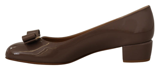 Zapatos Bomba Salvatore Ferragamo de Piel Naplak Marrón
