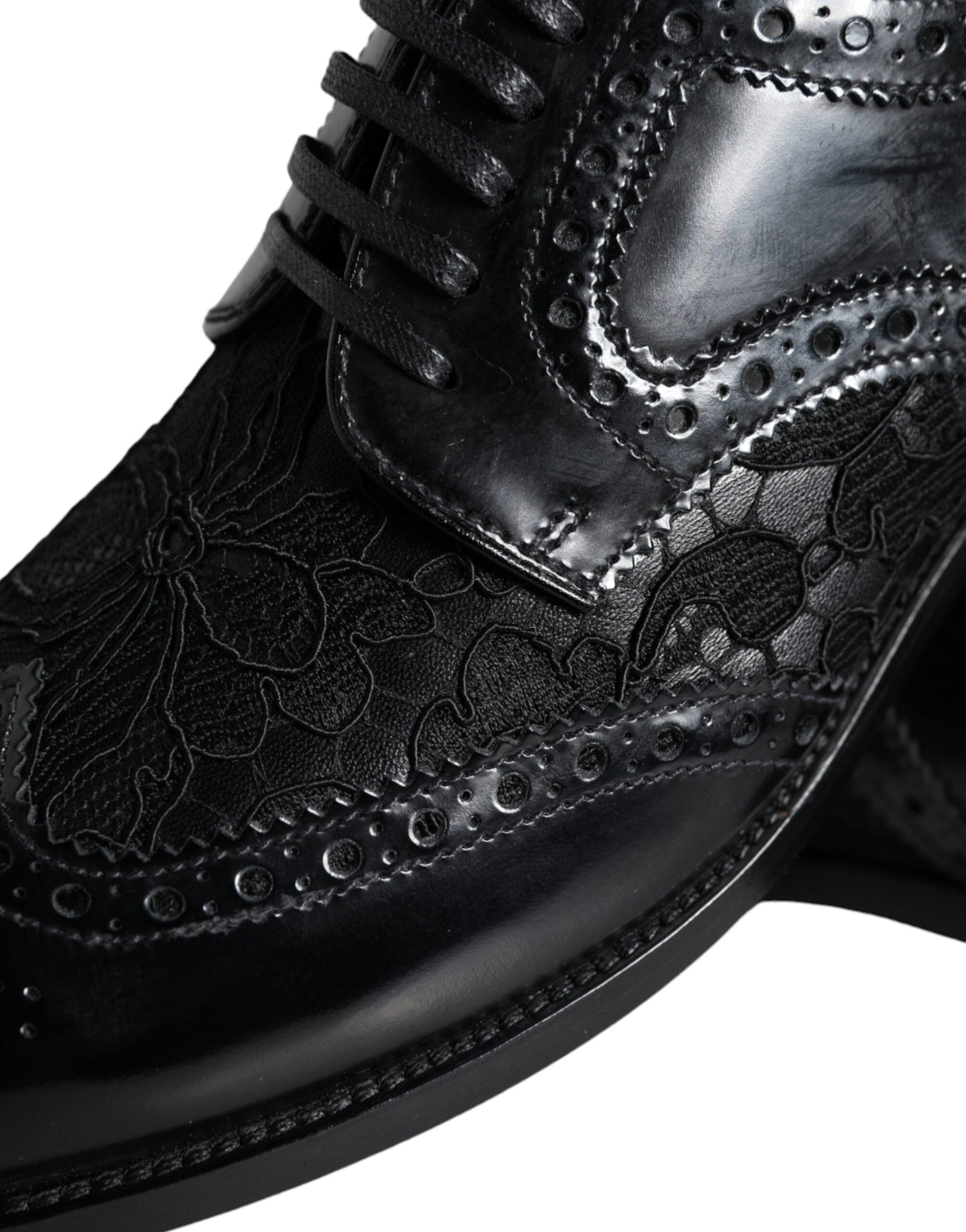 Zapatos de vestir Dolce & Gabbana de cuero negro con encaje floral