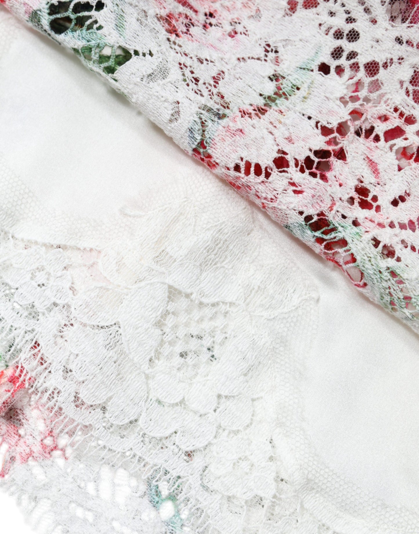 Top blusa de manga corta de encaje de peonía blanca de Dolce & Gabbana