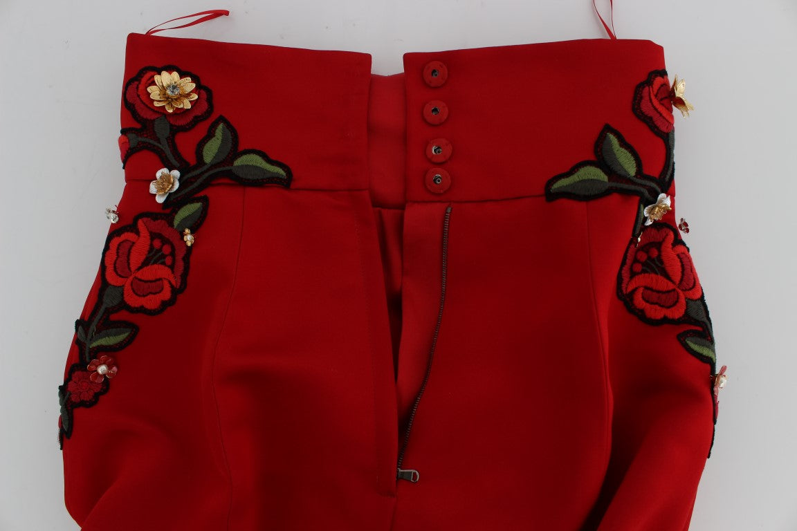 Pantalones cortos Dolce & Gabbana de seda roja con rosas de cristal