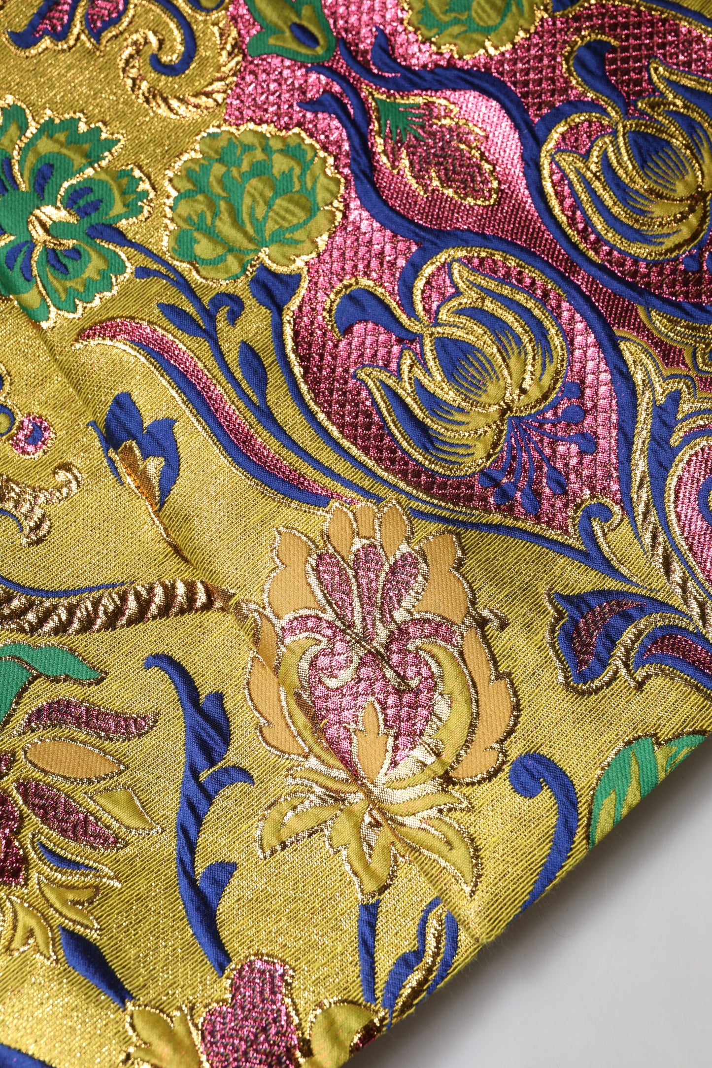 Minifalda de cintura media con jacquard floral multicolor de Dolce & Gabbana