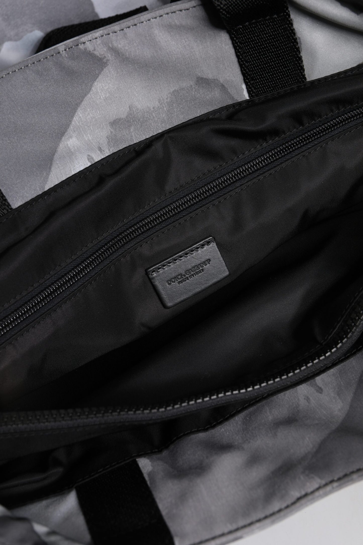 Bolso Dolce & Gabbana con correa para el hombro, placa con logo y camuflaje negro