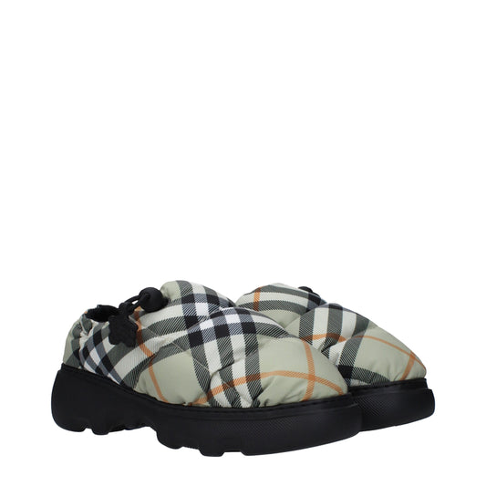 Mocasines sin cordones de tela verde de Burberry