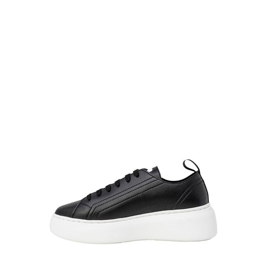 Zapatillas Bajas Armani Exchange Negras de Piel Sintética