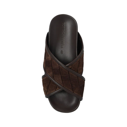 Sandales plates Bottega Veneta en cuir d'agneau marron