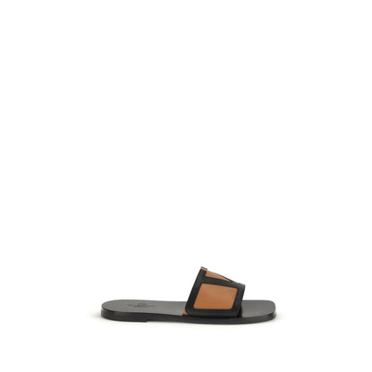 Valentino Garavani Sandales Plates Cuir Noir Modèle Bos Taurus