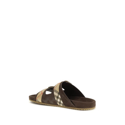 Sandalias planas Burberry de piel de becerro marrón Bos Taurus