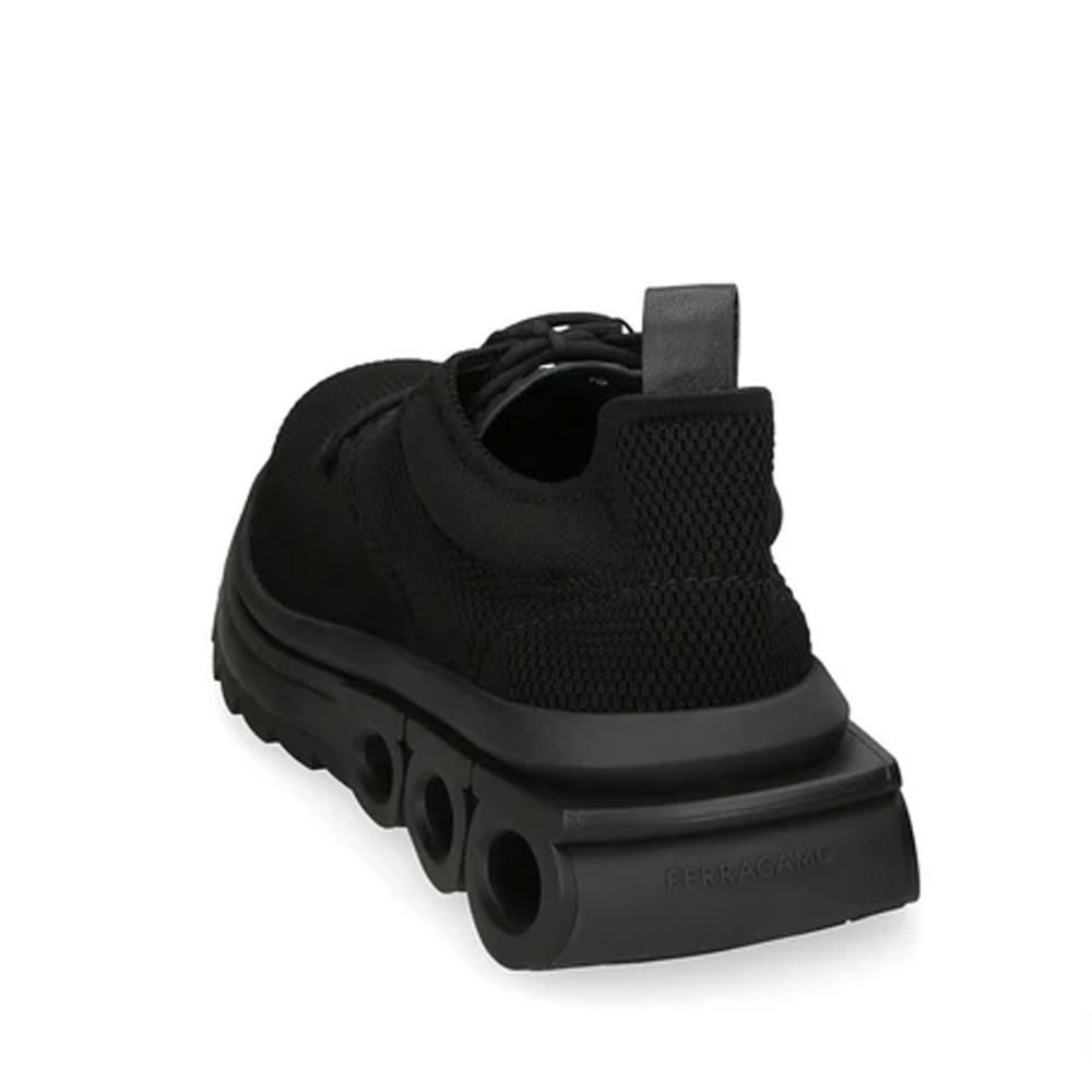 Zapatillas deportivas Salvatore Ferragamo negras de tela
