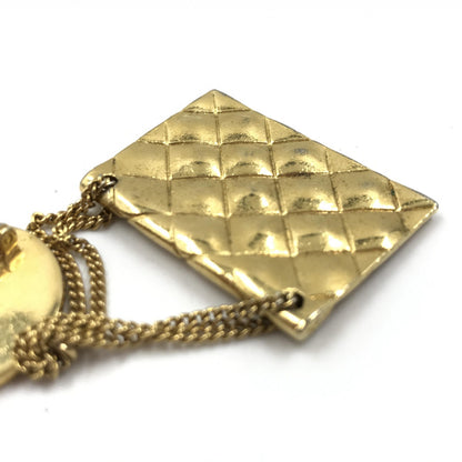 Broche De Chanel Chapado En Oro Con Motivo De Bolso