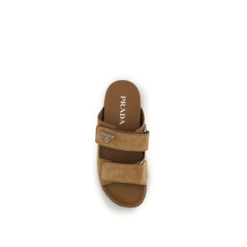 Prada Sandales en cuir Bos Taurus à brides Marron