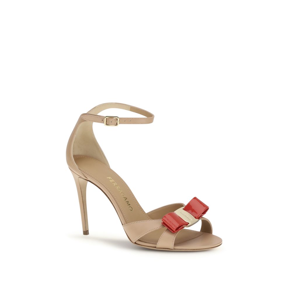 Sandales Ferragamo en Cuir de Veau Beige - Talon Haut