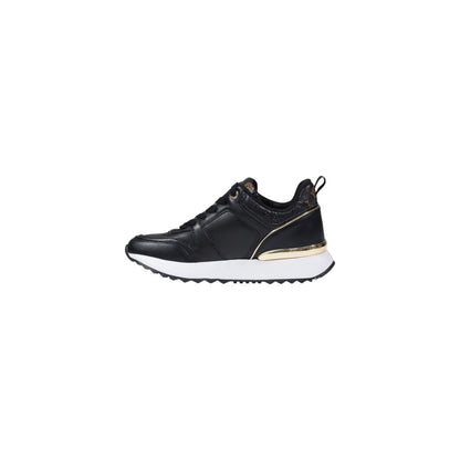Zapatillas bajas de polietileno negras Guess