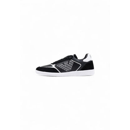 Zapatillas deportivas EA7 Emporio Armani de piel blancas y negras