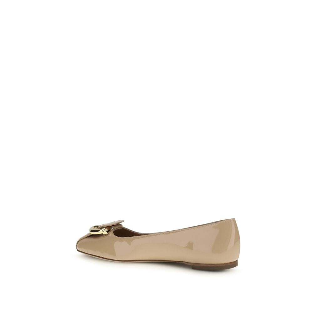 Ballerines en veau couleur beige Ferragamo collection Bos Taurus