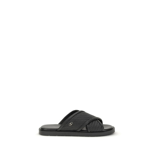 Sandalias planas Ferragamo de piel de becerro negra Bos Taurus