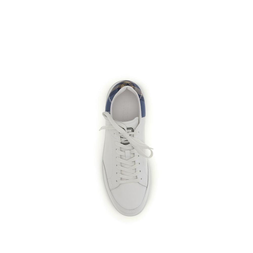 Baskets Burberry en Cuir de Veau Blanc Bos Taurus Semelle Basse