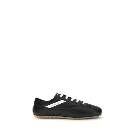 Zapatillas bajas Alexander McQueen de piel de becerro negra Bos Taurus