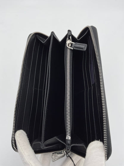 Portefeuille Prada Mirror avec fermeture éclair et finition miroir