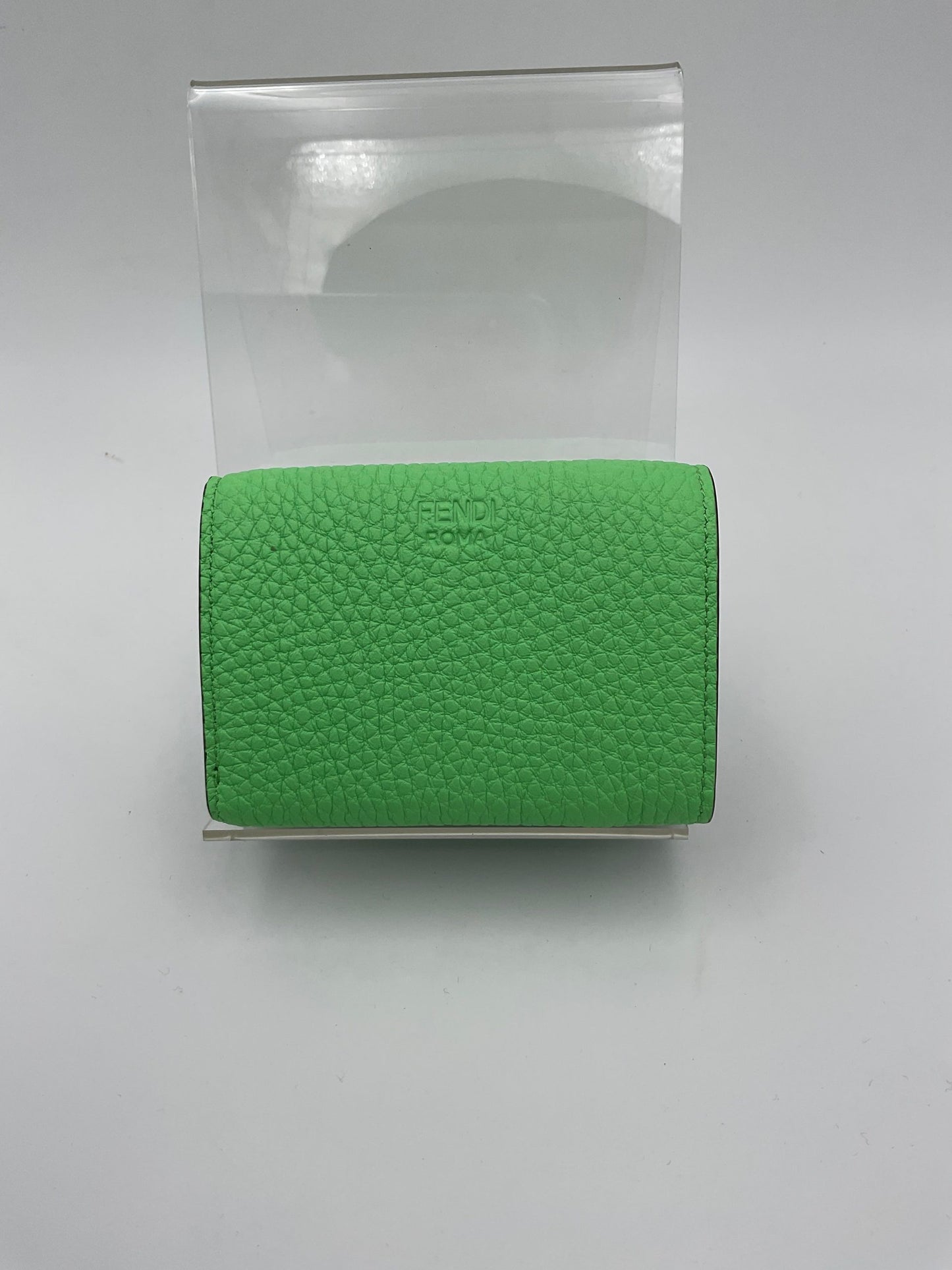 Portefeuille Fendi Peekaboo Petit - Pratique et compact