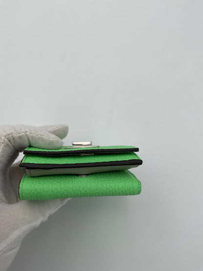 Portefeuille Fendi Peekaboo Petit - Pratique et compact