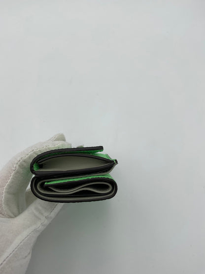 Portefeuille Fendi Peekaboo Petit - Pratique et compact