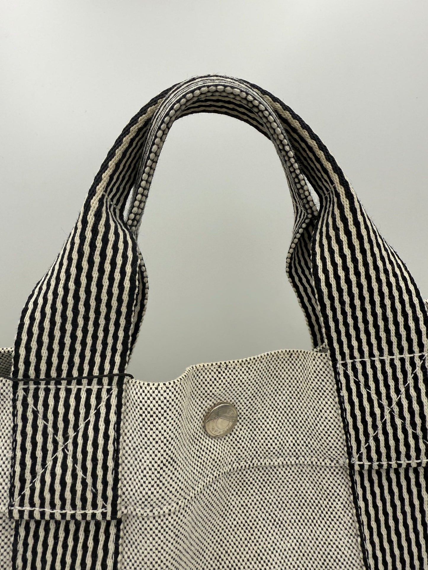 Sac à main Hermès HERLINE d'inspiration équestre
