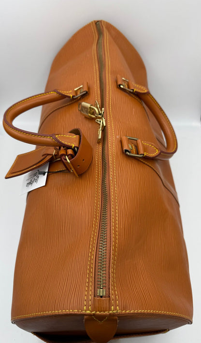 Louis Vuitton Sac de voyage Keepall 50 en cuir Épi marron résistant