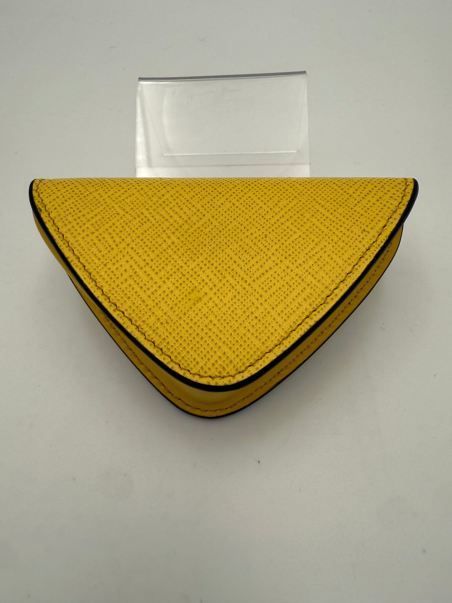Porte-monnaie Prada en cuir Saffiano jaune