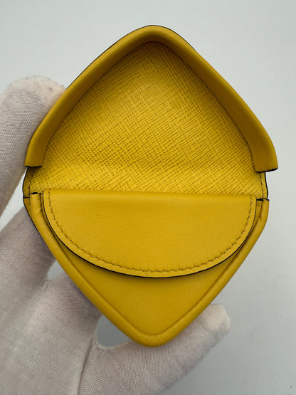 Porte-monnaie Prada en cuir Saffiano jaune
