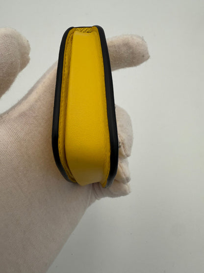 Porte-monnaie Prada en cuir Saffiano jaune