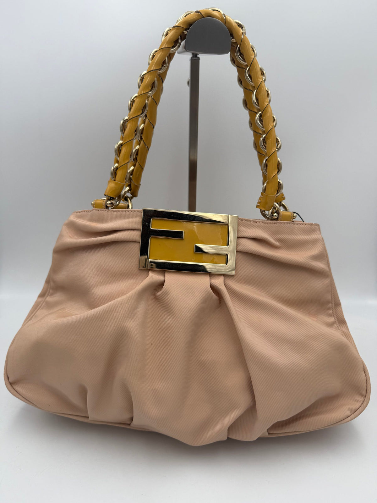 Bolso De Mano Fendi Mia Con Asas De Piel Y Cadena
