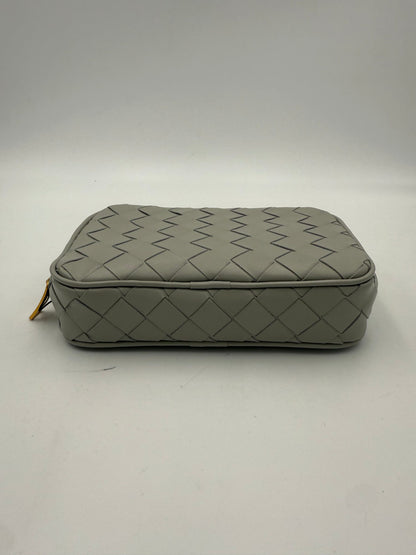 Bottega Veneta Large Capacity Intrecciato Wallet