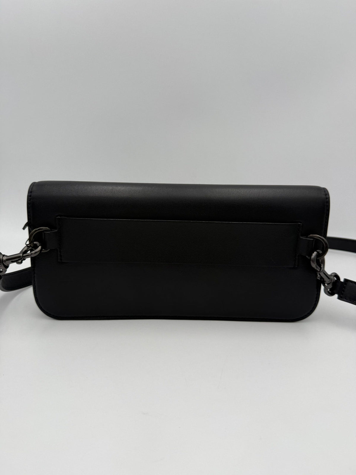 Valentino Garavani Black Vlogo Design Handbag