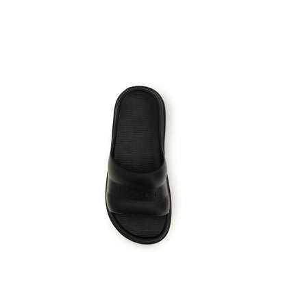 Sandalias planas de goma negras Moncler