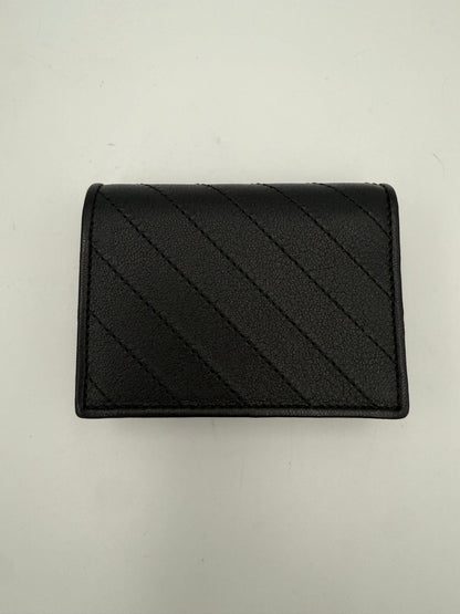 Portefeuille compact Gucci modèle GG Blondie en noir