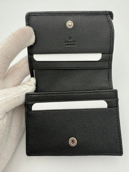 Portefeuille compact Gucci modèle GG Blondie en noir