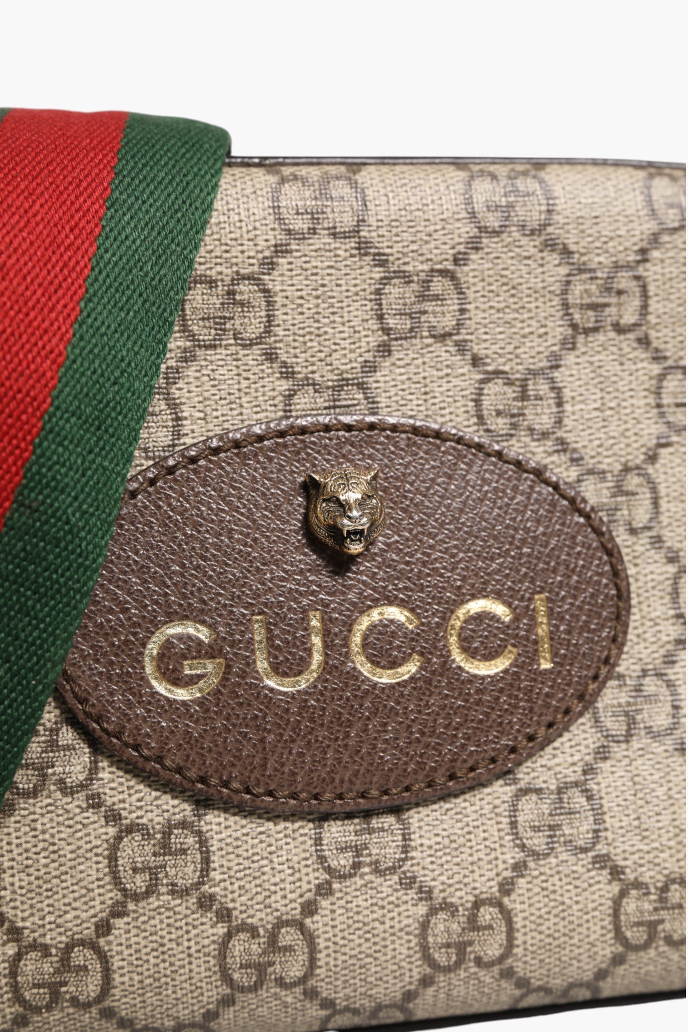 Sac bandoulière en toile cirée GG Supreme Neo Gucci