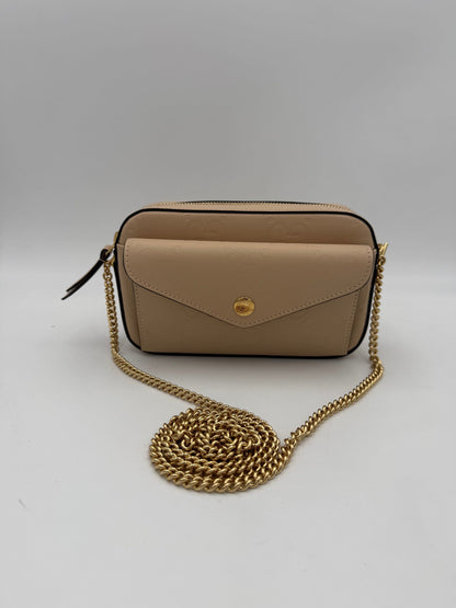 Gucci Jumbo GG Beige Shoulder Bag with Front Pocket