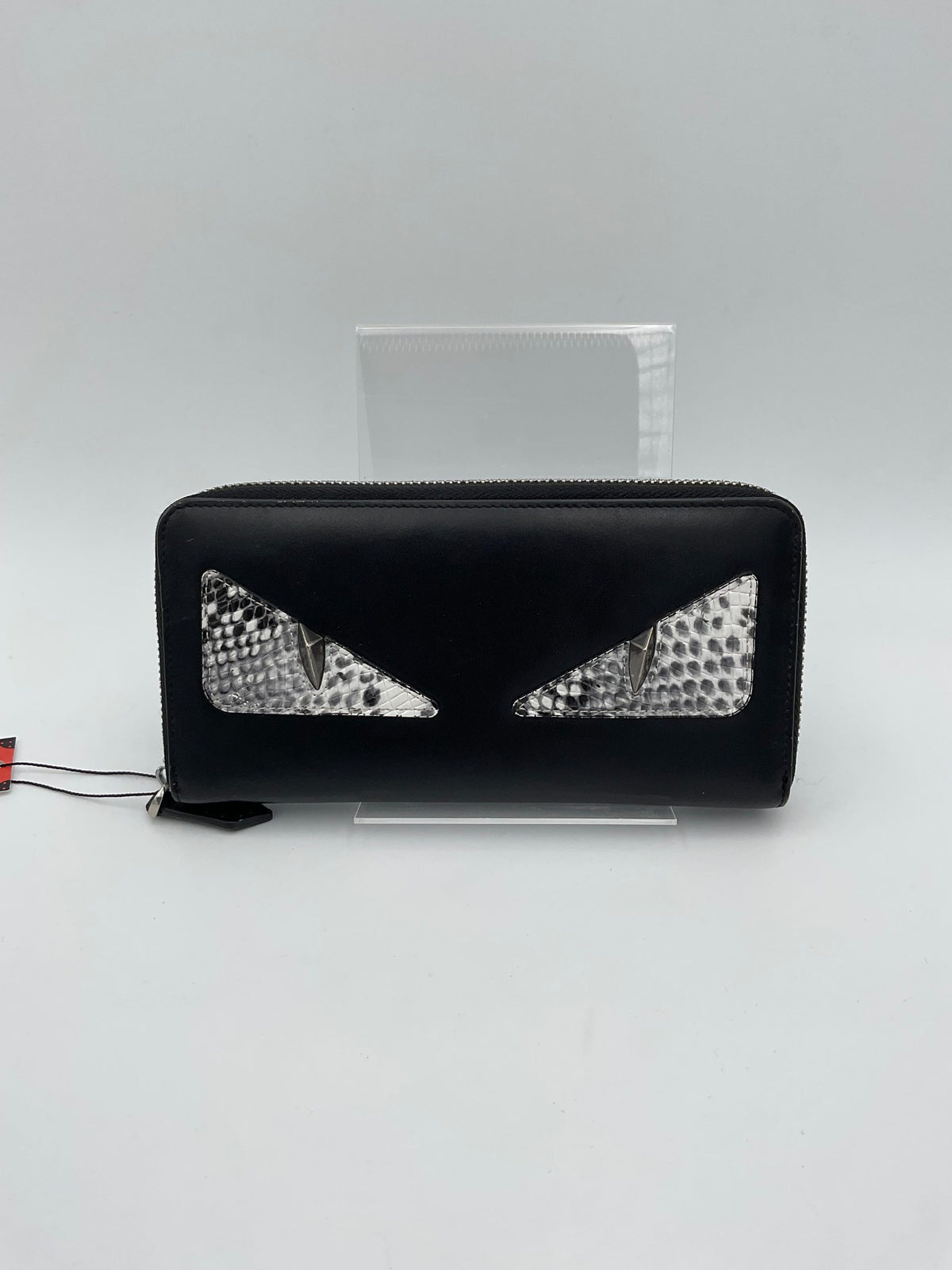 Fendi Cartera Bugs - Diseño Atractivo Y Totalmente Funcional
